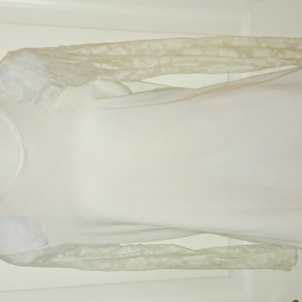 SEXY WHITE LACED ARM SWEATER